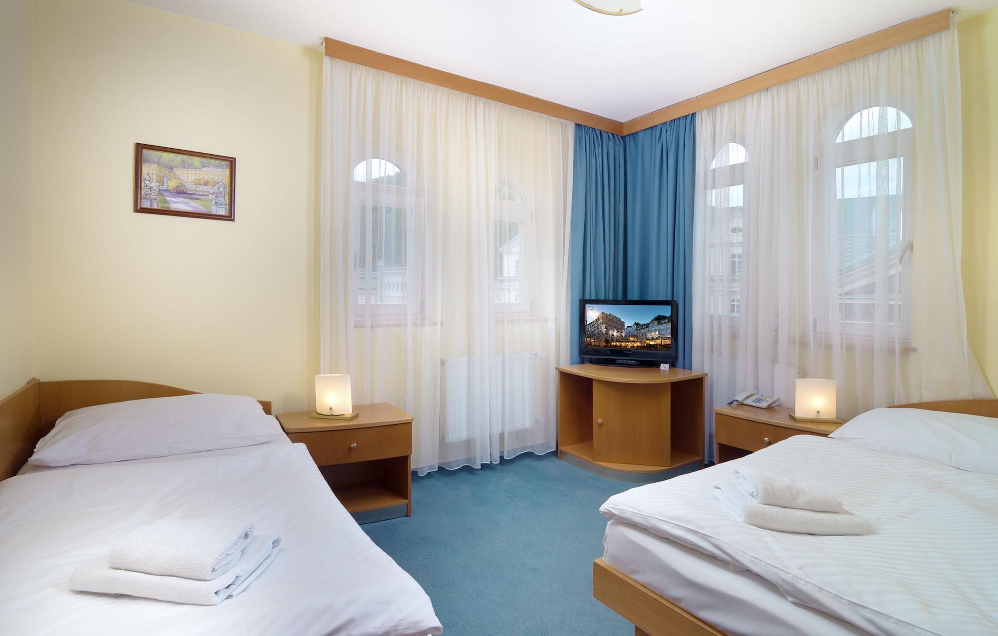 Hotel Ruze Karlovy Vary Exterior photo