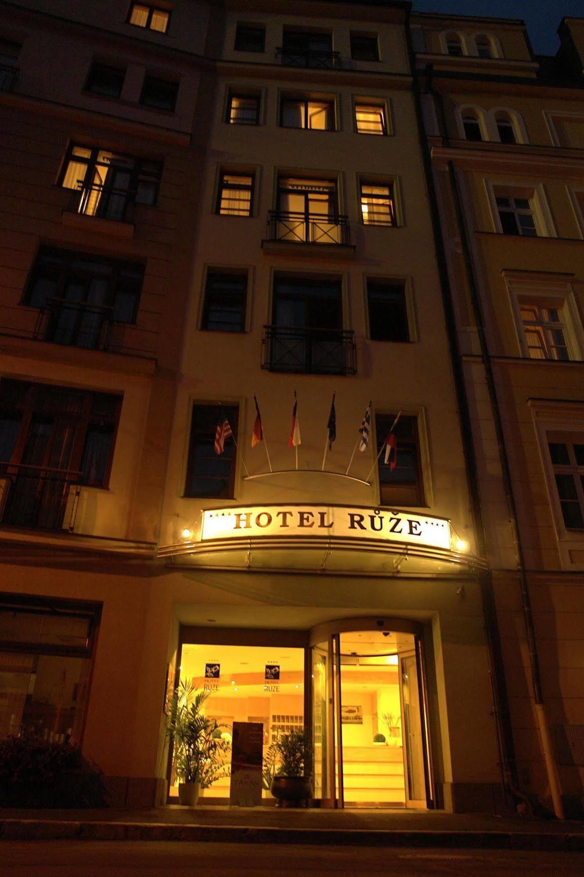Hotel Ruze Karlovy Vary Exterior photo